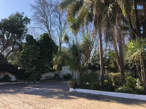 Oportunidad de inmueble en Venta en Villa Udaondo, Ituzaingó