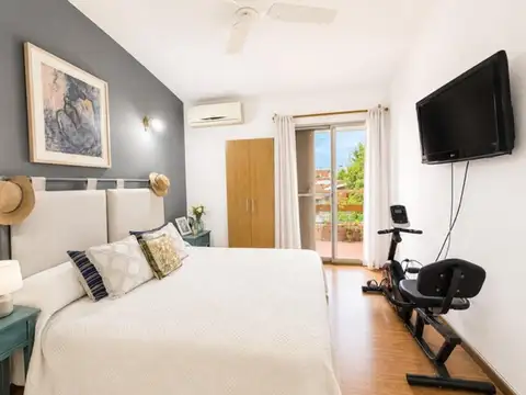 Casa en Alquiler en Urca, $ 1.800.000