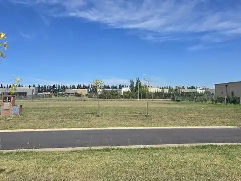 Venta Lote 1002 m2 Los Cardales Barrio Privado Monet PERMUTA
