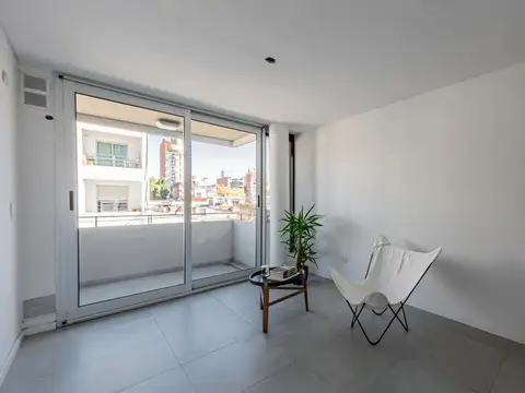 Departamento de 1 Dormitorio con Amplio Balcón Colon 1800