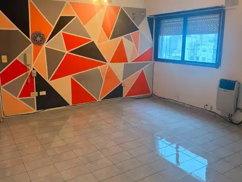 9 De Julio 100, Piso 5