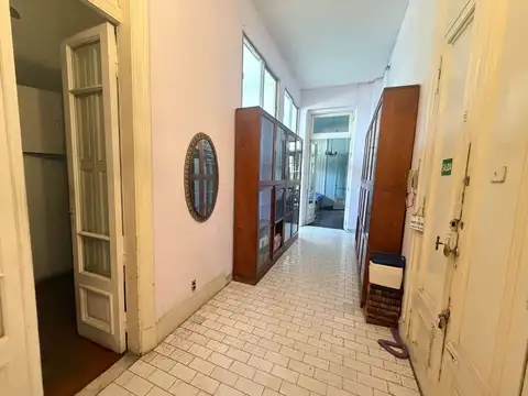 Avenida Belgrano 2700