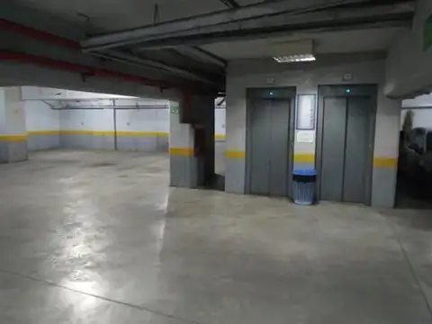 Cochera en Venta para coche mediano