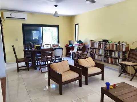 Casa en Alquiler de 3 dormitorios