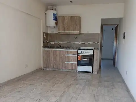 Departamento en Alquiler en Moron Sur, $ 440.000