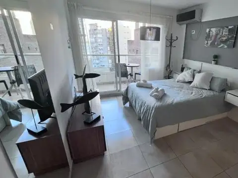 MONOAMBIENTE EN ALQUILER TEMPORARIO. A METROS DEL RIO. MITRE 200.