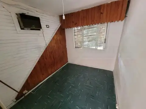 PH 3 AMBIENTES CON TERRAZA Y COCHERA EN RAMOS MEJÍA