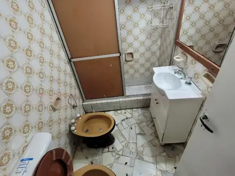 Depto Tipo Casa en Alquiler en Ramos Mejia, $ 800.000