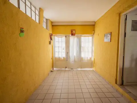 Venta de parte indivisa  Dpto 2 dormitorios.-