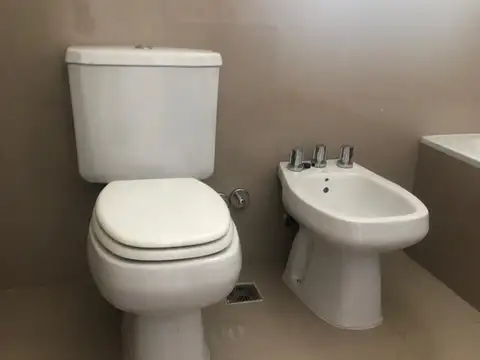 Excelente monoambiente amoblado en alquiler ubicado en calle 37 y 30, La Plata