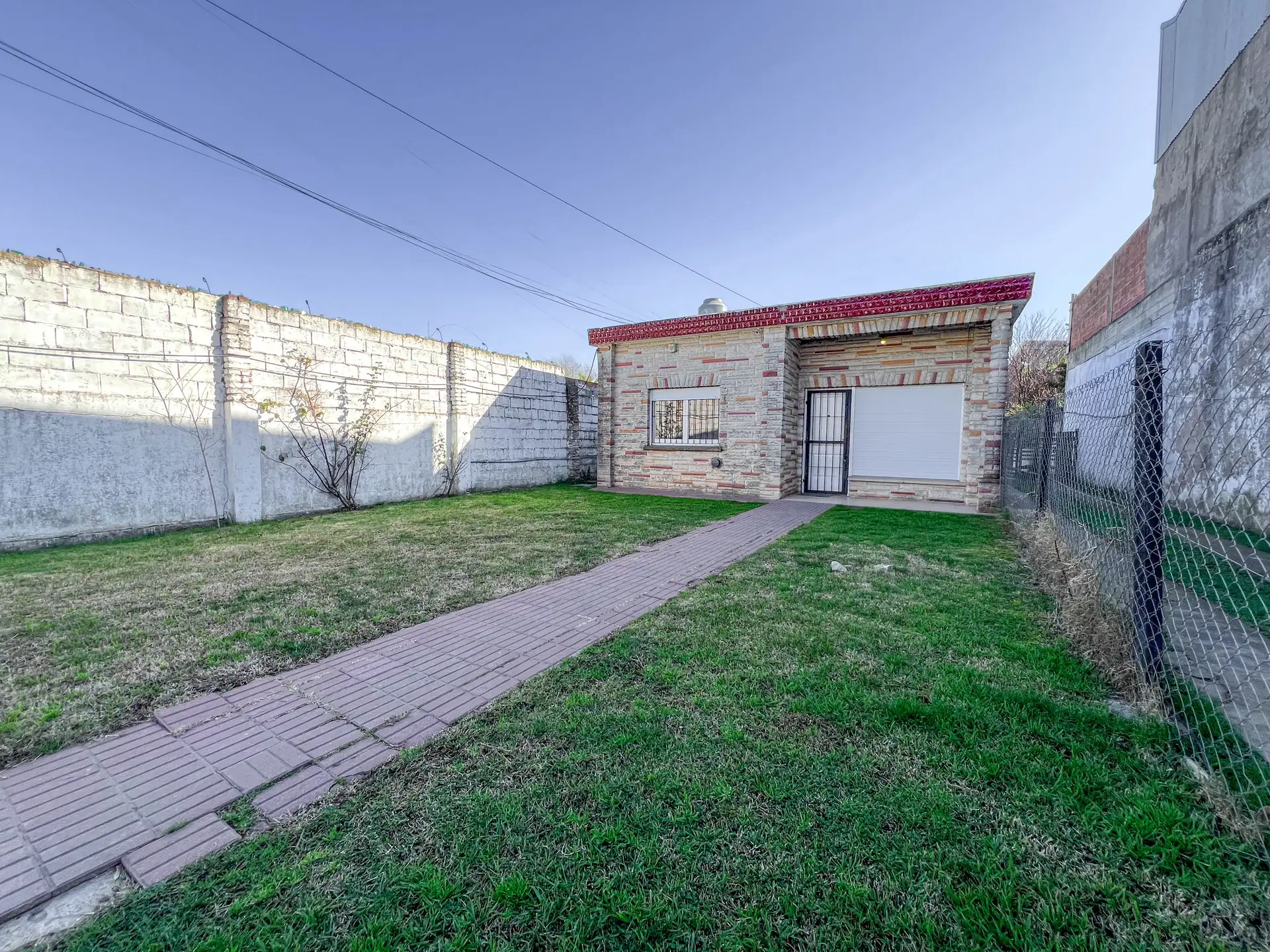 2 Propiedades 3 amb. c/u en block - Int. Camusso y Gaboto