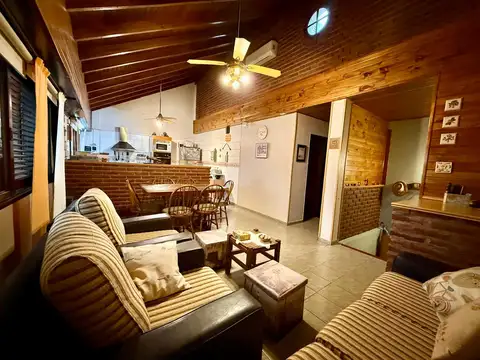 Depto Tipo Casa en Venta de 4 ambientes