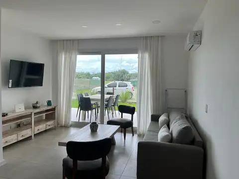 Departamento 2 ambientes con 2 baños