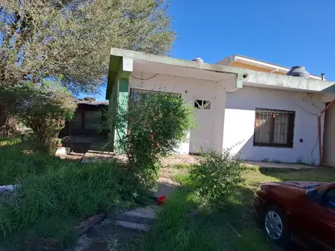 GRAN OPORTUNIDAD CASA,PATIO, LOCAL UNICA EN SU TIPO
