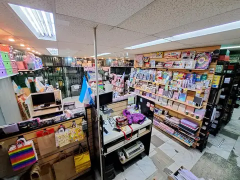 Local comercial en esquina Morón Centro Excelente ubicación