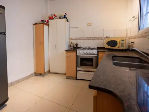 Venta Triplex 3 amb,patio, 2 cocheras,P. Chacabuco
