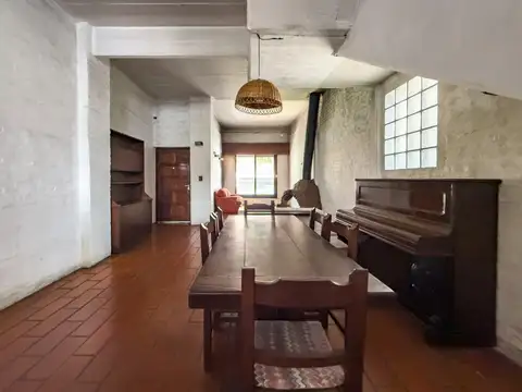 Depto Tipo Casa 4 ambientes con 3 baños