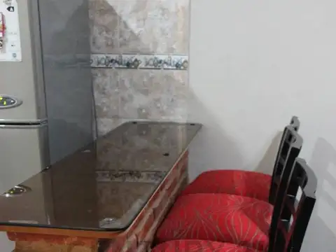 Casa en José C Paz APTA CREDITOPlanta baja: (6 años de antigüedad)- Cocina come...