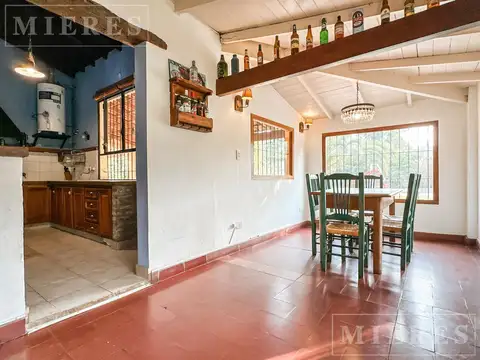 Casa en Venta con 5 cocheras