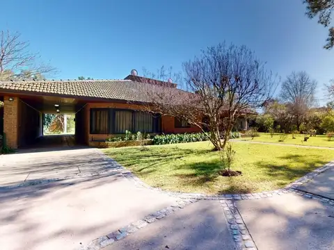 Quinta en Venta en Gomez, USD 230.000