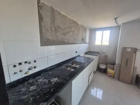 VENTA DEPARTAMENTO 2 DORMITORIOS VISTA A RIO. SLZO