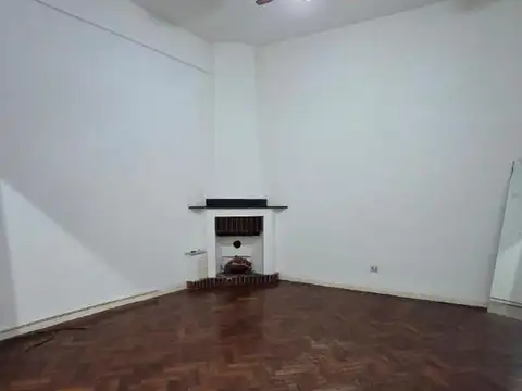 Casa en Alquiler en Lomas de Zamora, $ 650.000