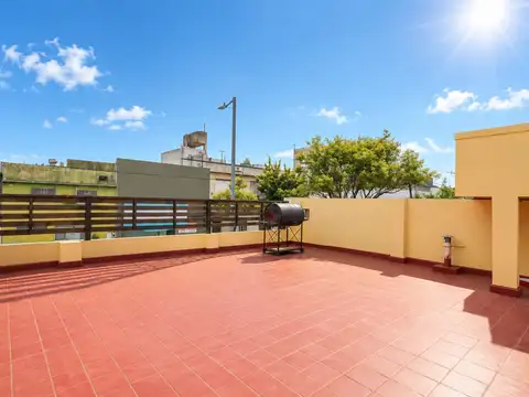 Depto Tipo Casa en Venta de 4 ambientes