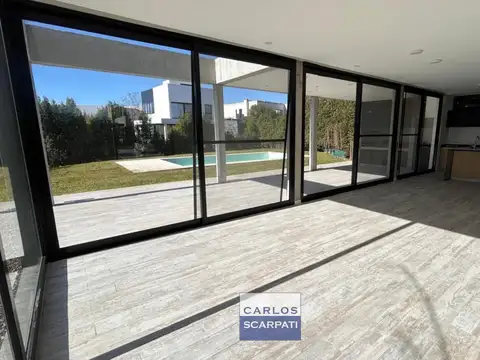 Casa en Alquiler de 4 dormitorios