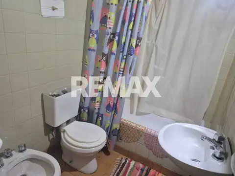 VENTA DEPARTAMENTO 2 dorm, Av ROCA, CINCO SALTOS