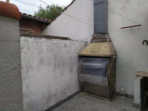 Casa en Alquiler con 1 cochera