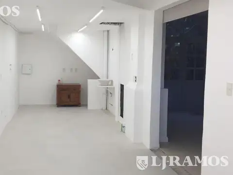 Local en Venta 30 años