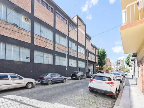 Deposito Fabrica 2250m2 - Caballito - Flores