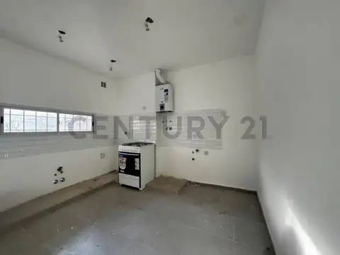 Lorenzini 2400, Piso 0