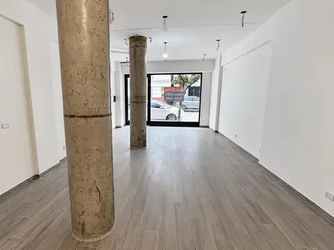 LOCAL A ESTRENAR 55 m² CON GRAN VIDRIERA – BELGRANO