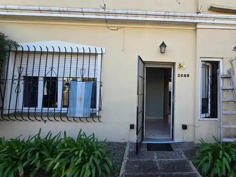 Casa 3 ambientes Venta Castelar