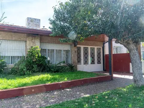 CASA 3 AMBIENTES EN VENTA EN EZPELETA APTO CREDITO