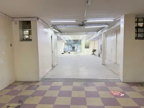LOCAL COMERCIAL BARRACAS