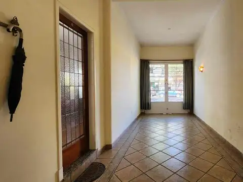 Depto Tipo Casa en Venta con 1 cocheras