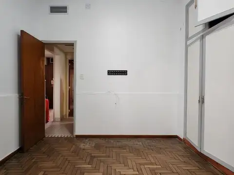 Depto Tipo Casa 5 ambientes con 1 baño