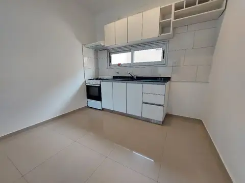 Departamento en Alquiler en Quilmes, $ 700.000