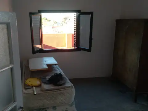 Depto Tipo Casa en Alquiler de 4 ambientes