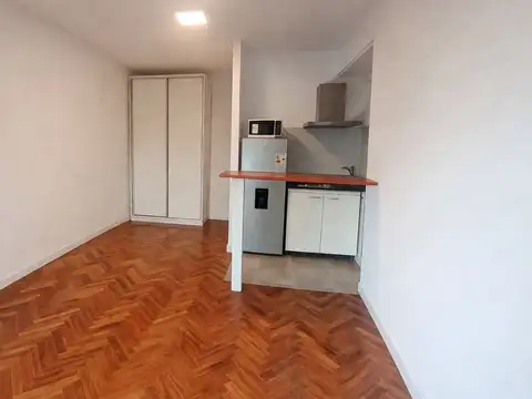 Aráoz 2200, Piso 3