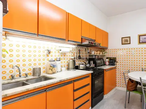 Casa 5 ambientes con 3 baños