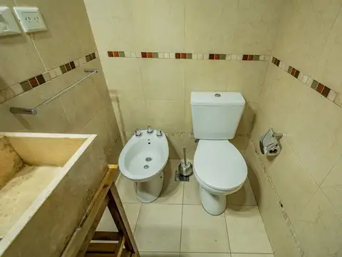 Depto Tipo Casa en Venta con 1 cocheras
