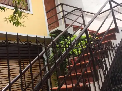 Departamento en planta alta a la venta