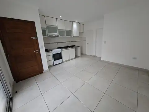 Roque Sáenz Peña 300