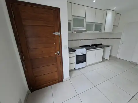 Departamento en Alquiler con 1 cocheras