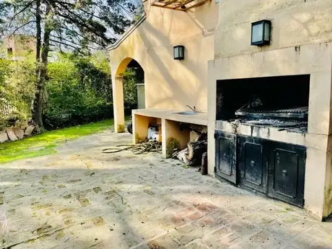 Casa en Alquiler de 4 dormitorios