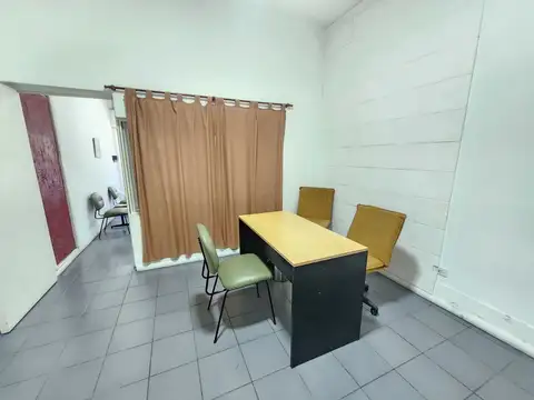VENTA PH, MORON, 3 OFICINAS + LOCAL + DEPARTAMENTO