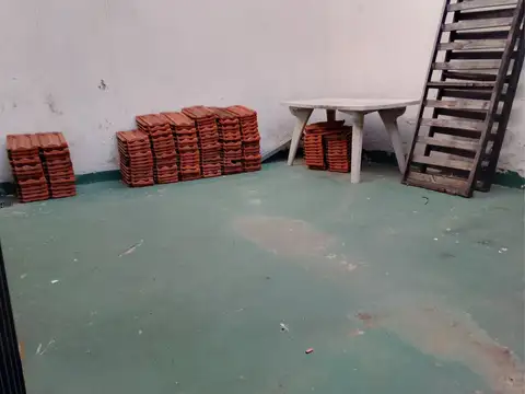 VENTA CASA BALVANERA COCHERA PATIO ACEPT PROP PAGO